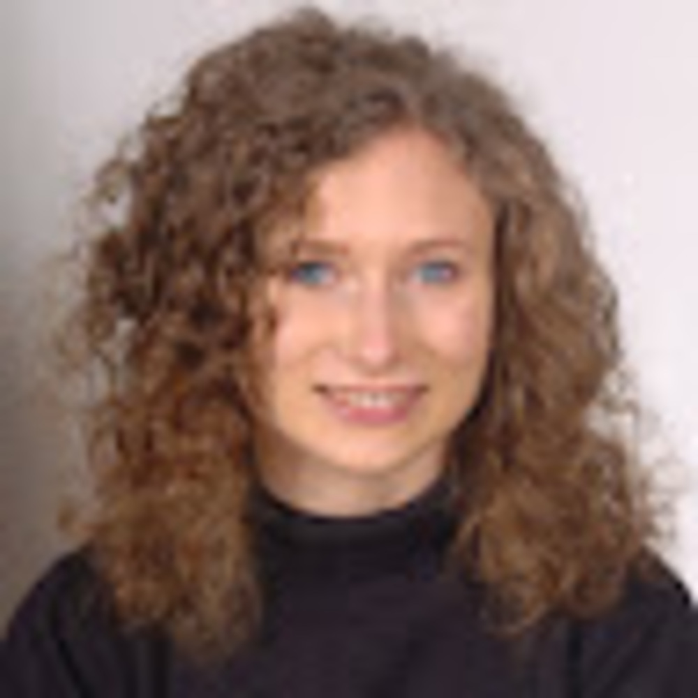 Meet your Posher, Elena